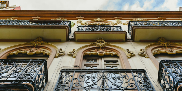 Rehabilitación y Restauración de Fachadas Barcelona · Restauración de Fachadas Emblemáticas